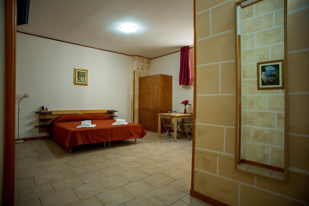 Hotel Residence Lupiae Lecce Kültér fotó