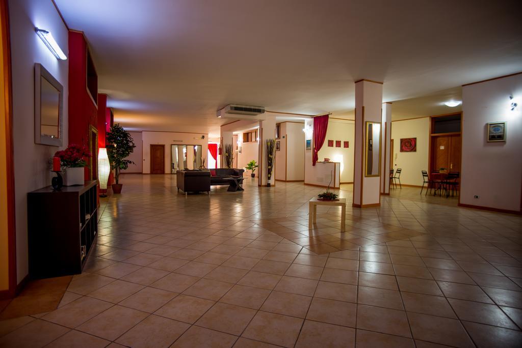 Hotel Residence Lupiae Lecce Kültér fotó