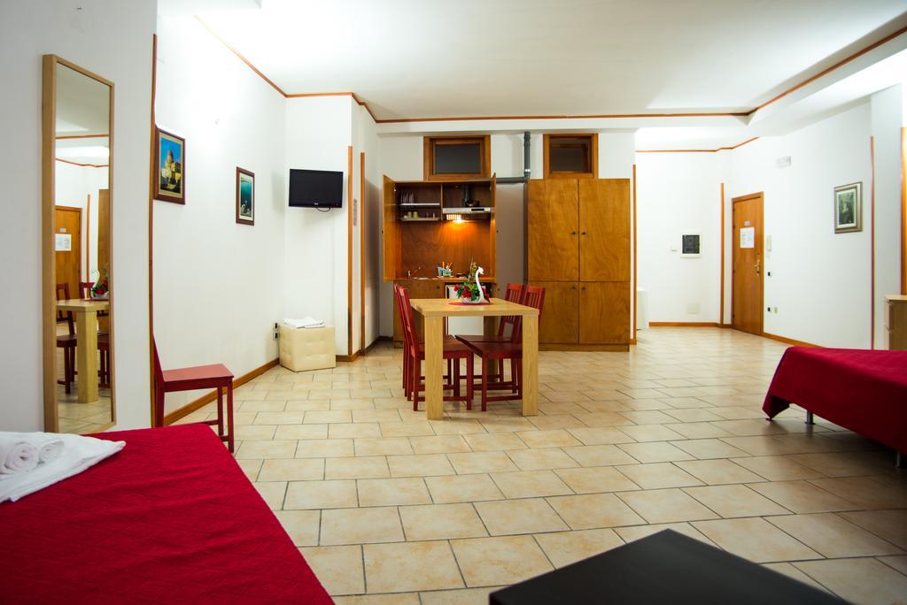 Hotel Residence Lupiae Lecce Kültér fotó