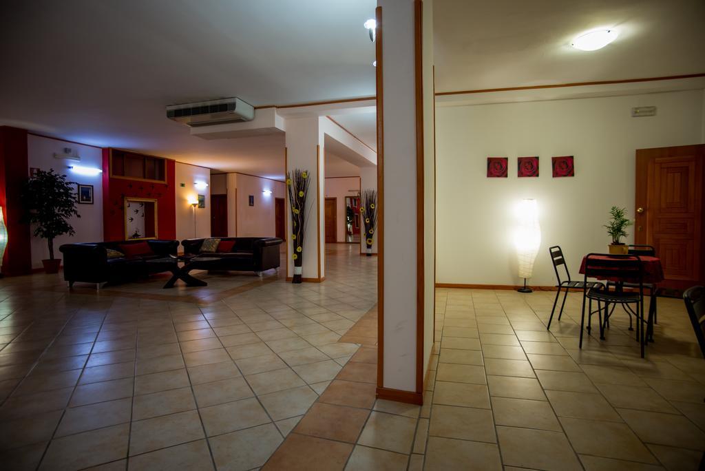 Hotel Residence Lupiae Lecce Kültér fotó