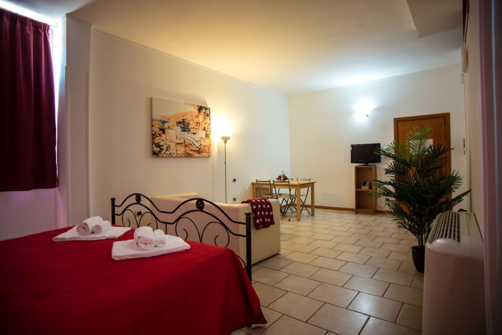 Hotel Residence Lupiae Lecce Kültér fotó