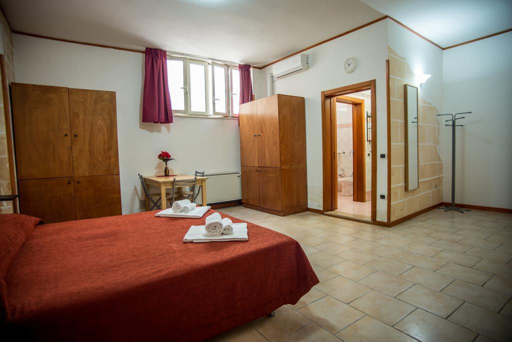 Hotel Residence Lupiae Lecce Kültér fotó