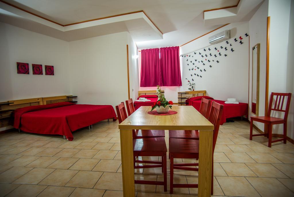 Hotel Residence Lupiae Lecce Kültér fotó