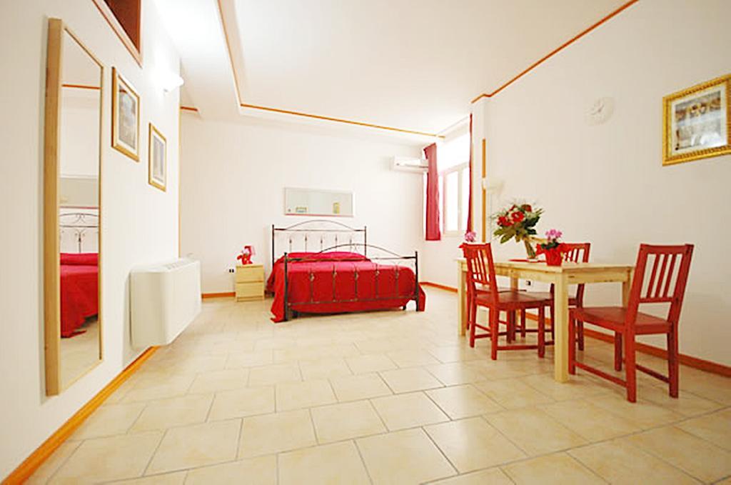 Hotel Residence Lupiae Lecce Kültér fotó